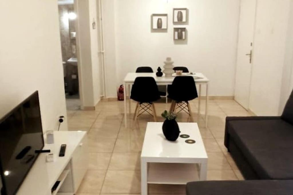 Pagrati Apartment Διαμέρισμα Παγκράτι Athens Ngoại thất bức ảnh